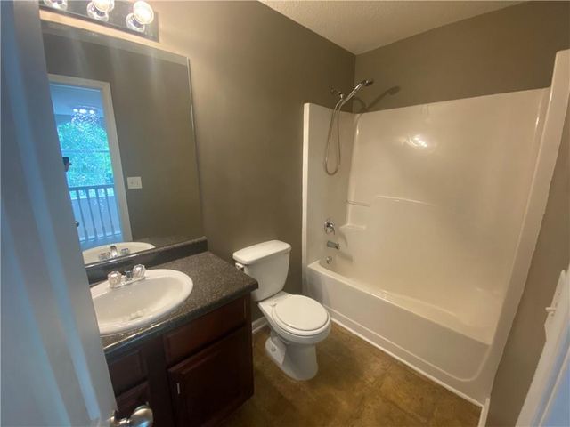 2920 Chilhowee Drive, Atlanta, GA 30331