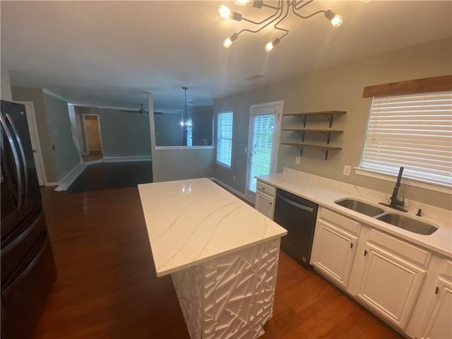 2920 Chilhowee Drive, Atlanta, GA 30331