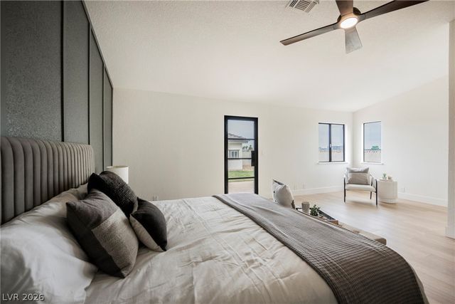 5540 Bisset Avenue, Las Vegas, NV 89118