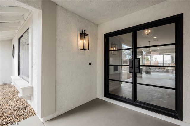 5540 Bisset Avenue, Las Vegas, NV 89118