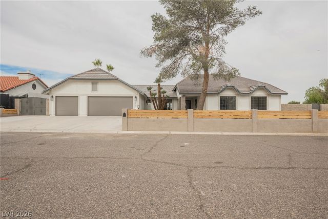 5540 Bisset Avenue, Las Vegas, NV 89118
