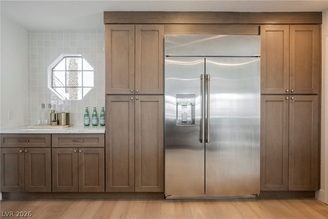 5540 Bisset Avenue, Las Vegas, NV 89118