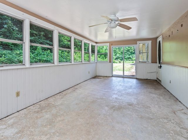 164 Stafford Road, Holland, MA 01521