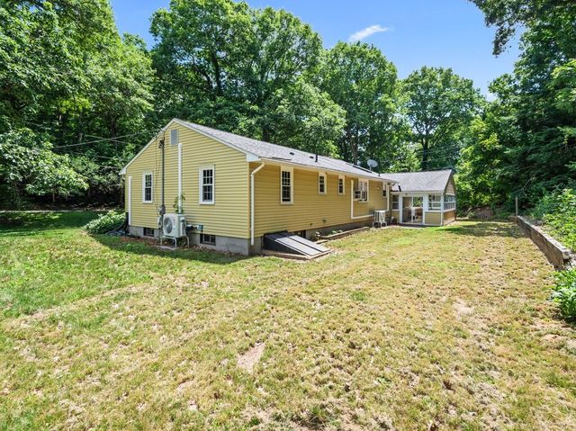 164 Stafford Road, Holland, MA 01521