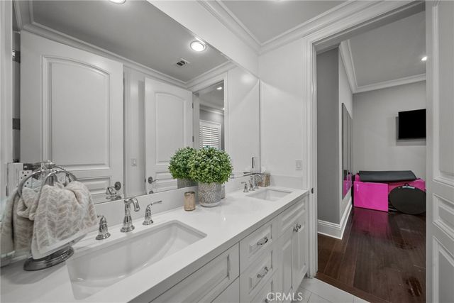 4917 Edgerton, Encino, CA 91436