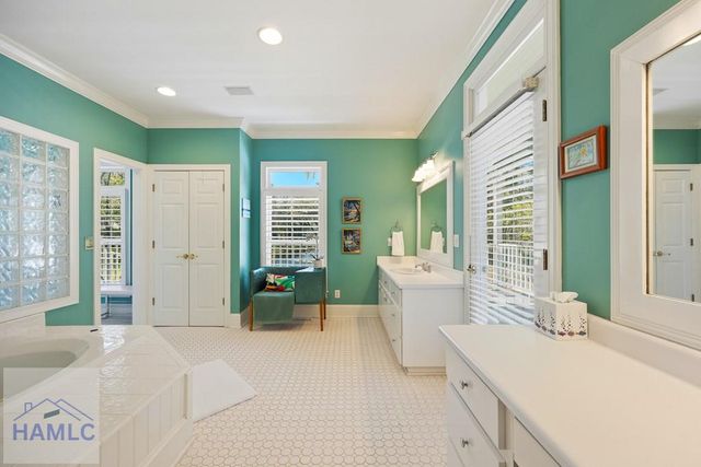 4876 Sunbury Road, Midway, GA 31320