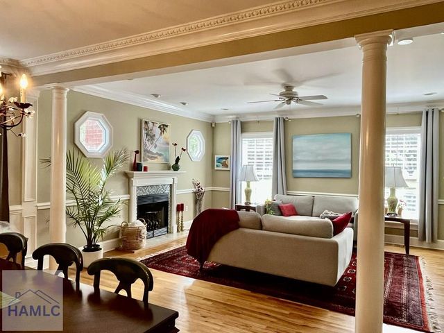 4876 Sunbury Road, Midway, GA 31320