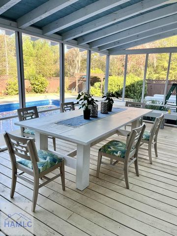 4876 Sunbury Road, Midway, GA 31320