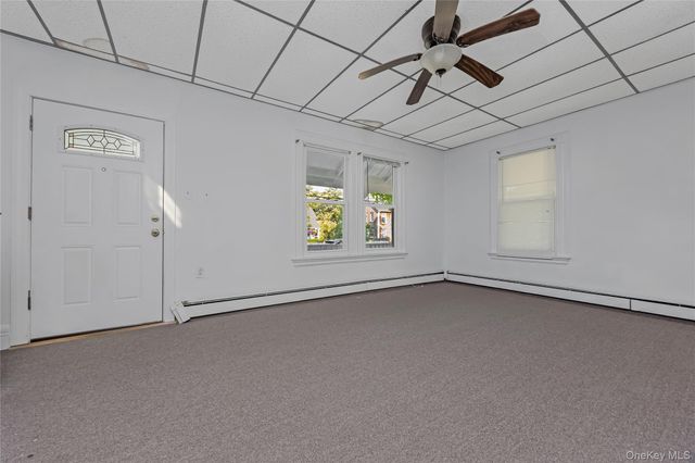 86 Union Avenue, Islip, NY 11751