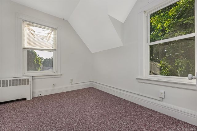 86 Union Avenue, Islip, NY 11751