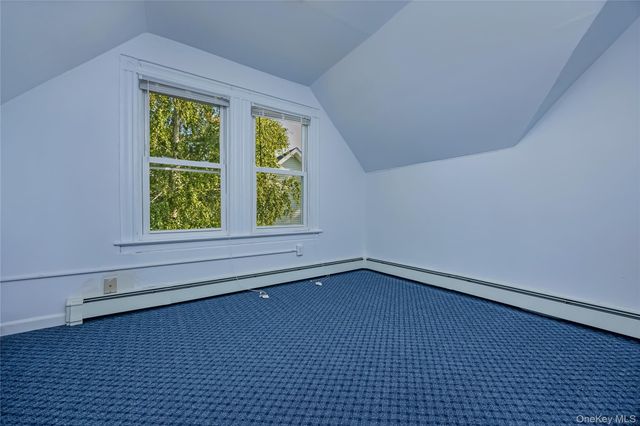 86 Union Avenue, Islip, NY 11751