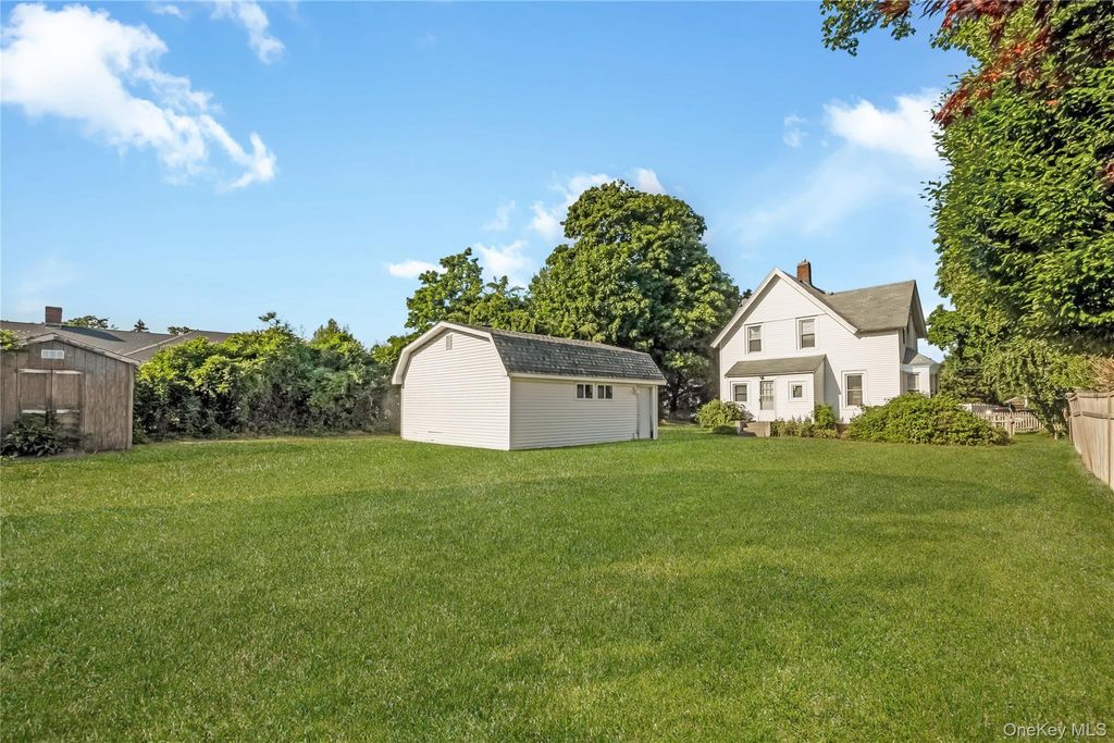 86 Union Avenue, Islip, NY 11751 — photo 4