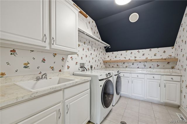 85 Galileo Drive, Amherst, NY 14221