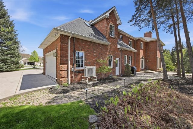 85 Galileo Drive, Amherst, NY 14221