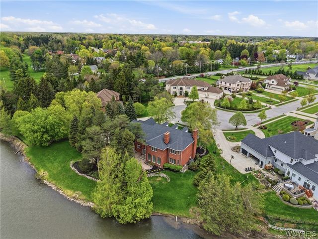 85 Galileo Drive, Amherst, NY 14221