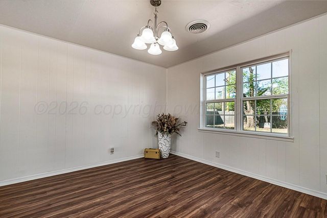 713 Montana Street, Borger, TX 79007