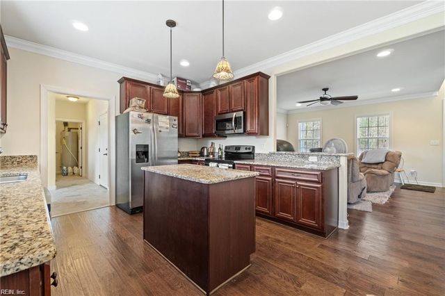 273 Collins RD, Suffolk, VA 23438