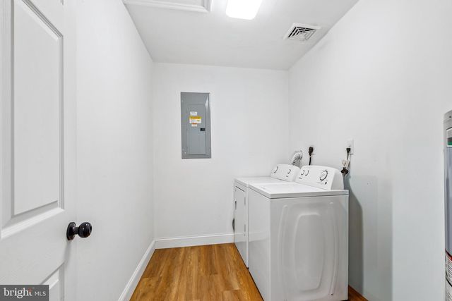 9 LEEDOM RD, Elkton, MD 21921