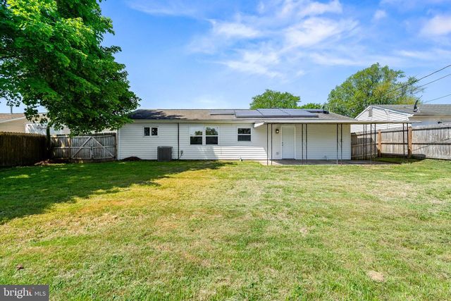 9 LEEDOM RD, Elkton, MD 21921