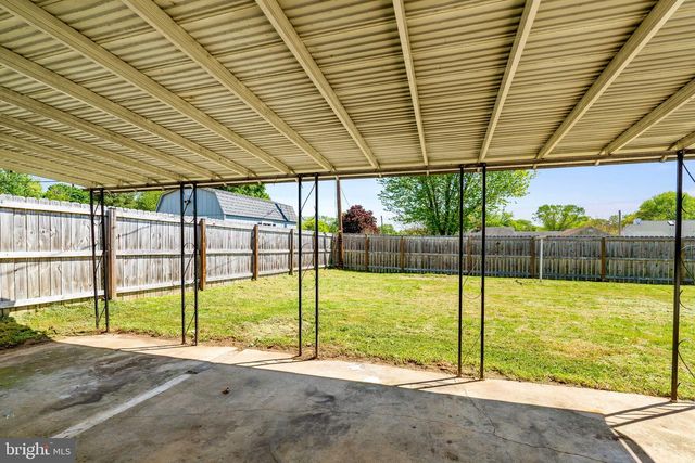9 LEEDOM RD, Elkton, MD 21921
