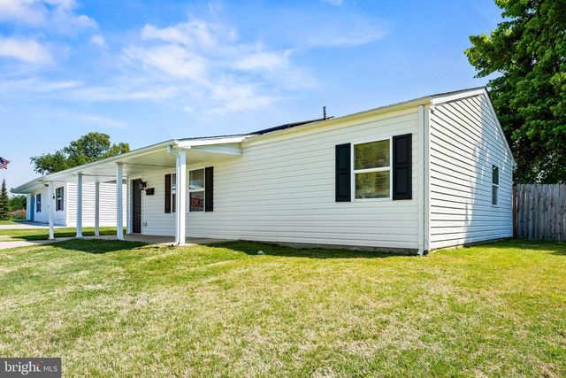 9 LEEDOM RD, Elkton, MD 21921