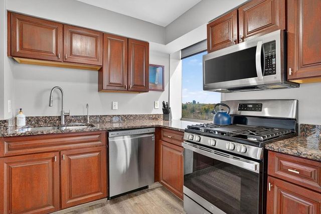 2479 Peachtree Road NE 1517, Atlanta, GA 30305