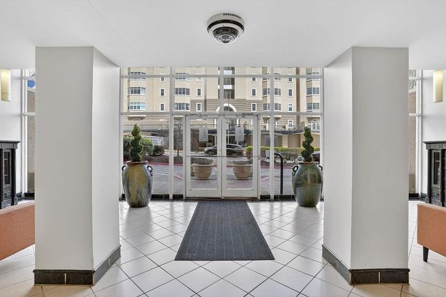 2479 Peachtree Road NE 1517, Atlanta, GA 30305