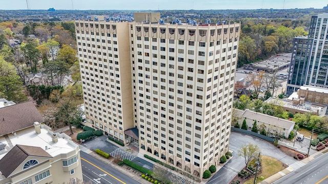 2479 Peachtree Road NE 1517, Atlanta, GA 30305
