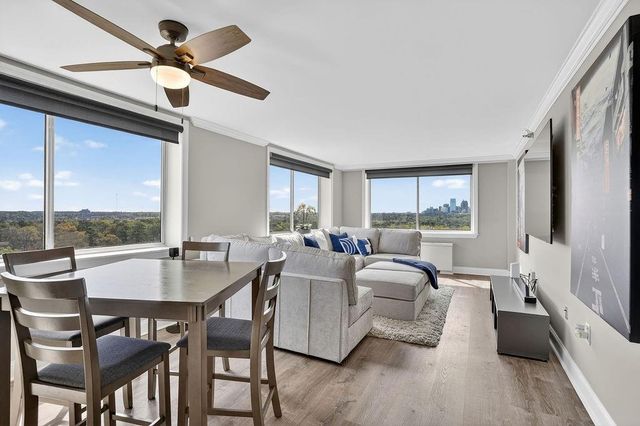 2479 Peachtree Road NE 1517, Atlanta, GA 30305