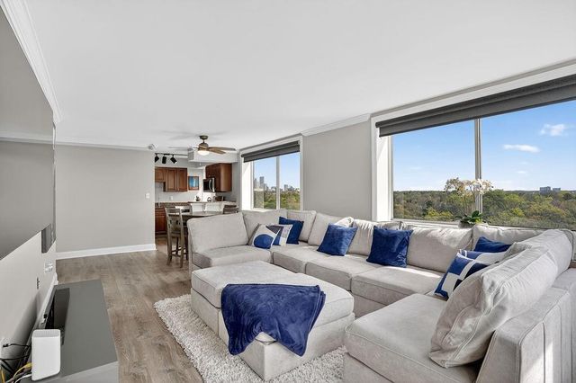 2479 Peachtree Road NE 1517, Atlanta, GA 30305