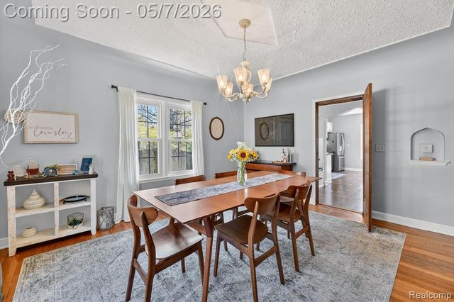 123 Riddle Street, Howell, MI 48843