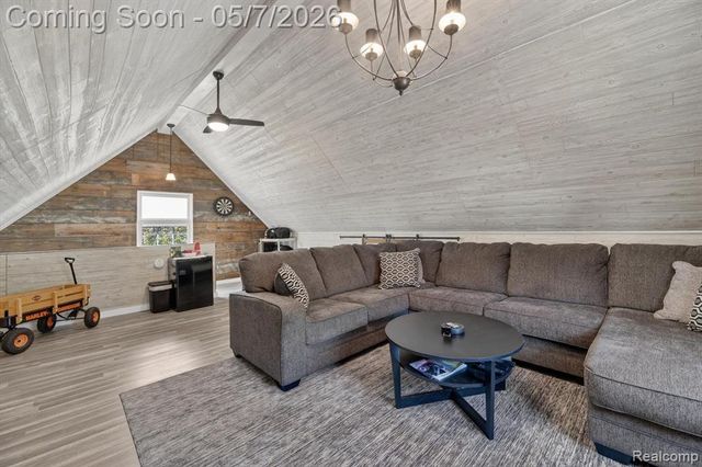 123 Riddle Street, Howell, MI 48843