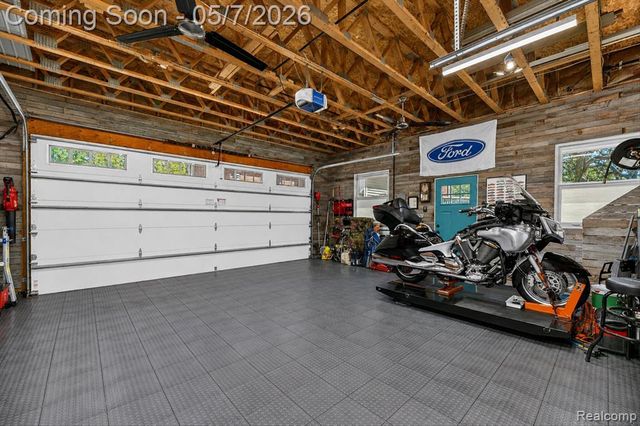 123 Riddle Street, Howell, MI 48843
