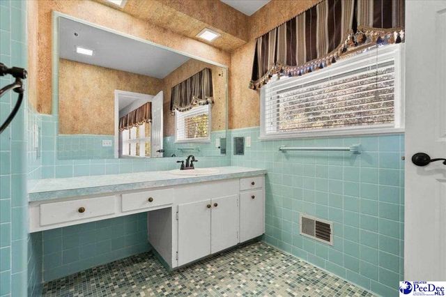 107 Oakview dr, Darlington, SC 29532