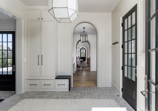 1117 Granny White Ct, Nashville, TN 37204