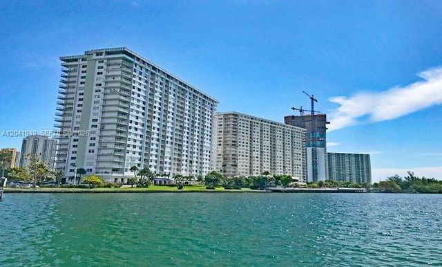 500 Bayview Dr 232, Sunny Isles Beach, FL 33160