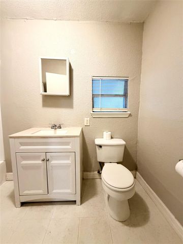 4422 Mallow Street, Houston, TX 77051