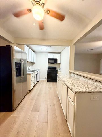 4422 Mallow Street, Houston, TX 77051