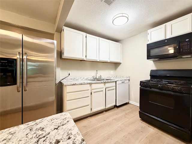 4422 Mallow Street, Houston, TX 77051