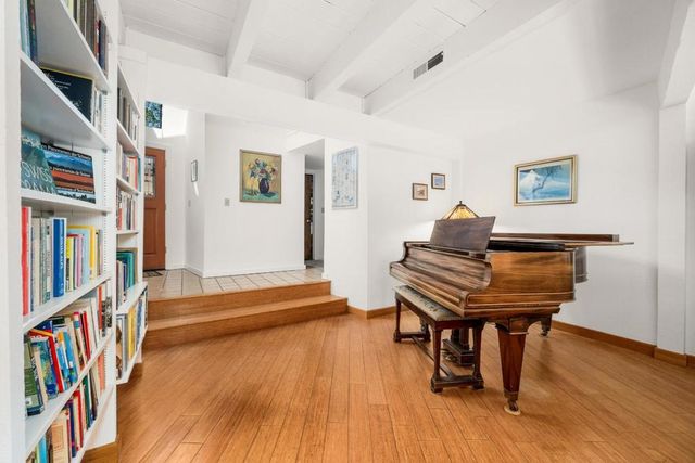 272 Waugh Avenue, Santa Cruz, CA 95065