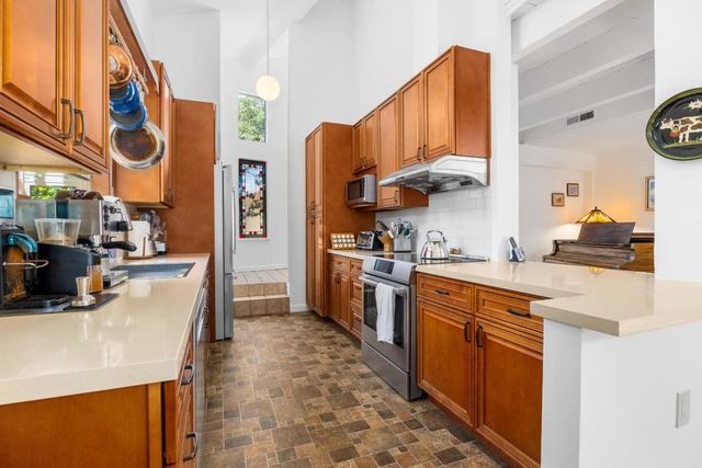 272 Waugh Avenue, Santa Cruz, CA 95065