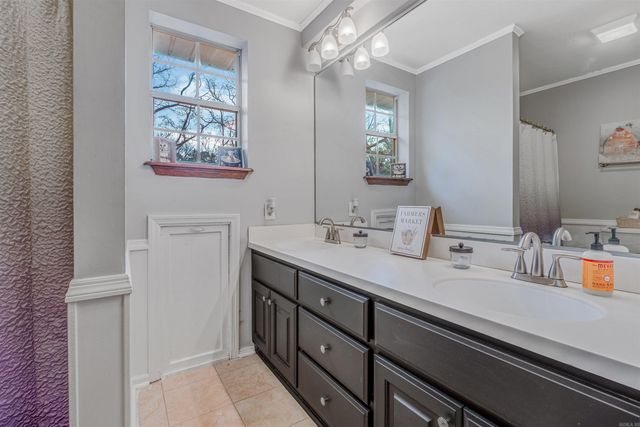 907 Zeke, Benton, AR 72019