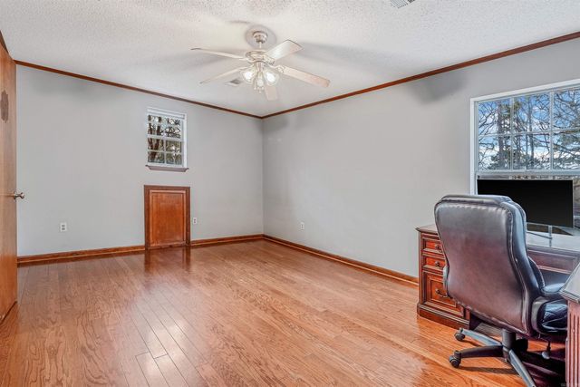 907 Zeke, Benton, AR 72019