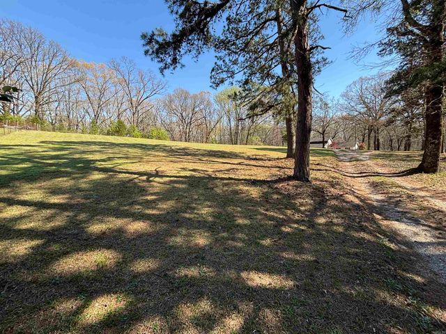 907 Zeke, Benton, AR 72019