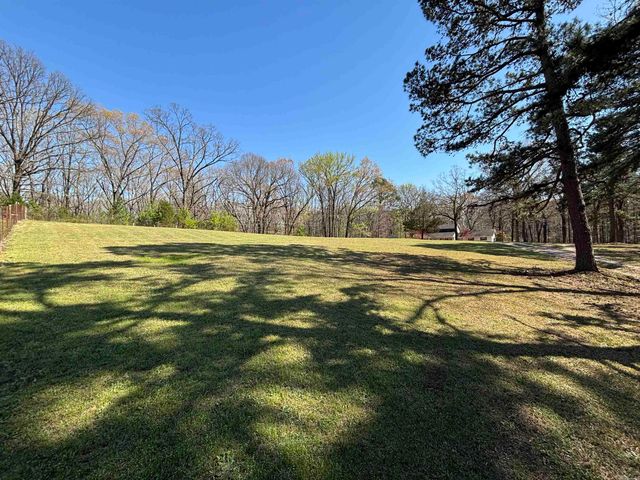 907 Zeke, Benton, AR 72019