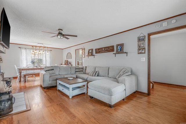 907 Zeke, Benton, AR 72019