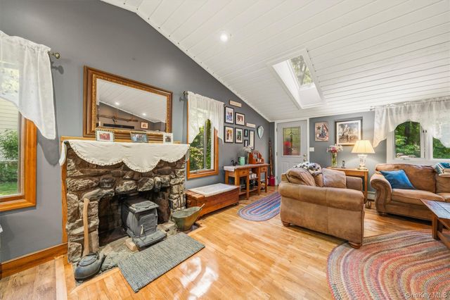 5 Echo Trail, Monroe, NY 10950