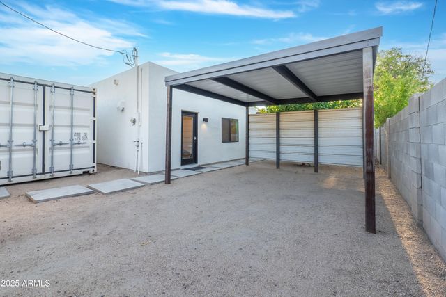 2029 N 9TH Street B, Phoenix, AZ 85006