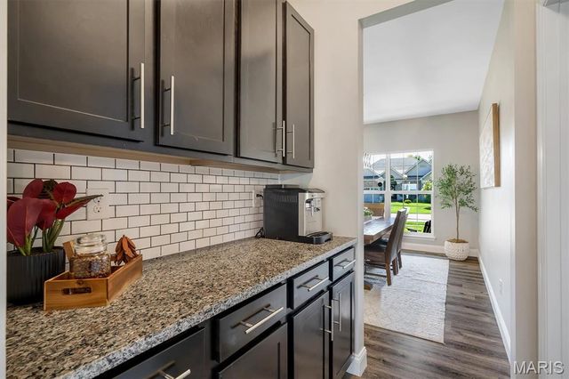 255 Mason Glen Drive, Lake St Louis, MO 63367