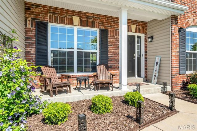 255 Mason Glen Drive, Lake St Louis, MO 63367